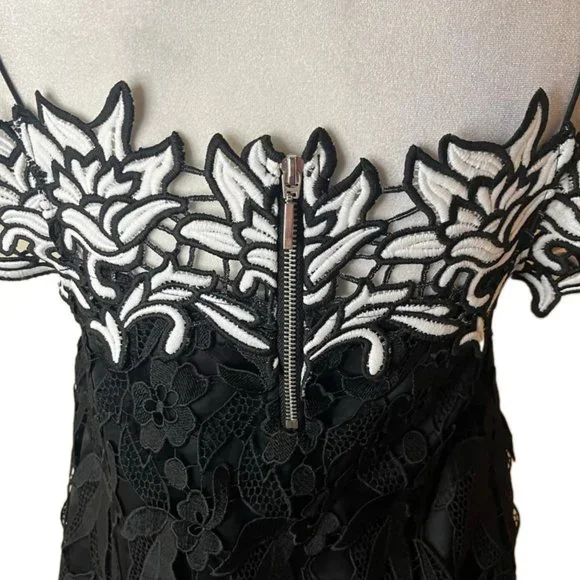 Topshop Black & White Floral Lace Cold Shoulder / Spaghetti straps Top Size 2 - Picture 13 of 14